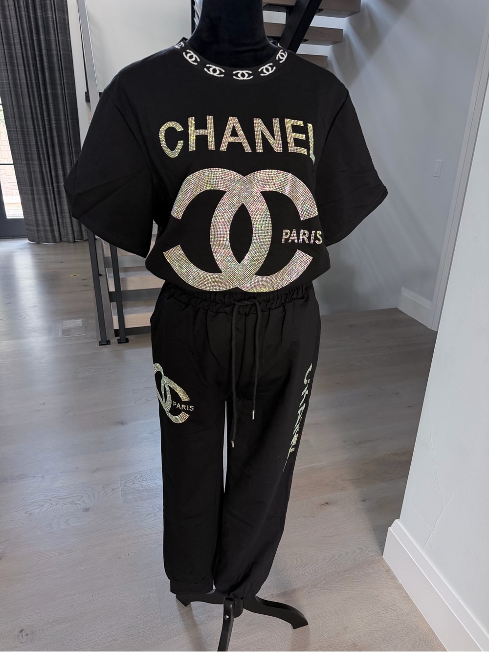Black Logo Track Joggers and oversized tshirt size pantsuit tracksuit size M - Picture 7 of 10